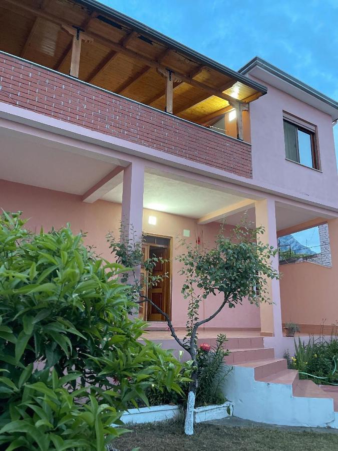 Vila 8 Krujë Exterior foto